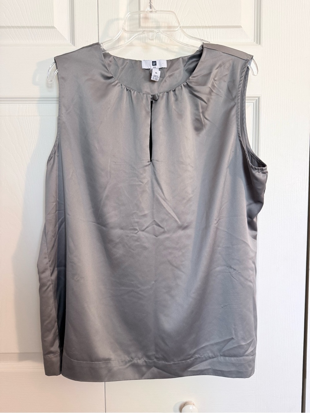 GAP Satin-Feel Sleeveless Shell Top - Light Gray